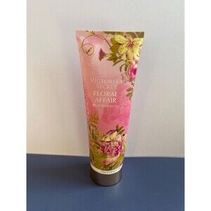 Victoria's Secret FLORAL AFFAIR lily & blush berries fragrance lotion 8 oz